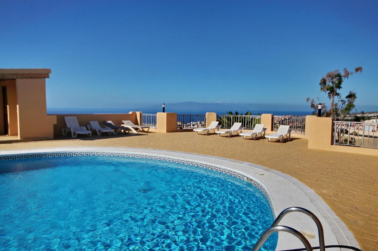 Cozy Townhouse With Ocean Views In Costa Adeje Apartment Bagian luar foto